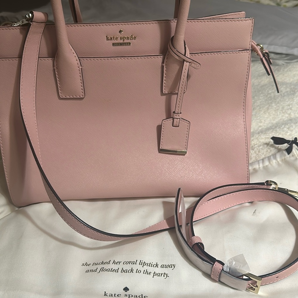 Kate spade large leather Tote , very nice only used twice.